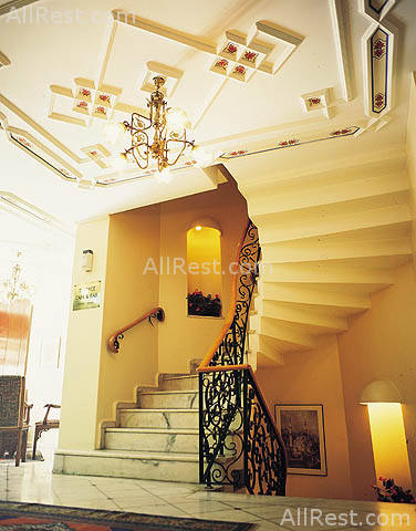 Avicenna Hotel 4